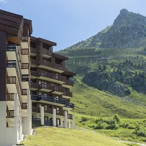 Pierre & Les Gemeaux Aparthotel